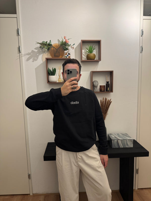 Minimal dada embroidered - organic sweatshirt